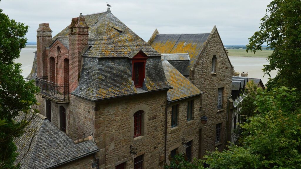 Conciergerie à Chemin Grenier : préparer une demande locale